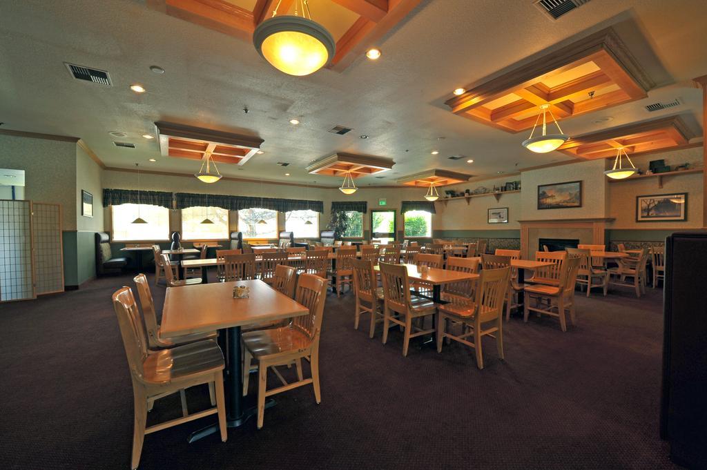 Shilo Inn Suites Hotel - Nampa Suites Luaran gambar